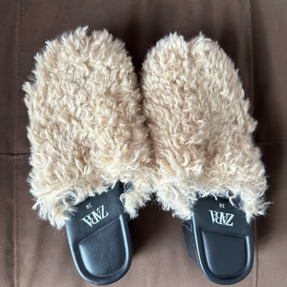 Zara Fluffy Tan Clogs